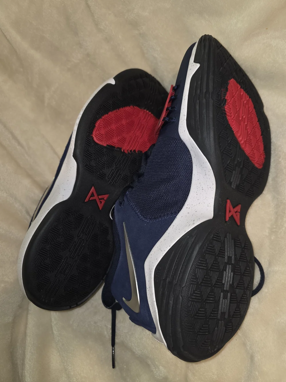 Paul George 1 NIKE